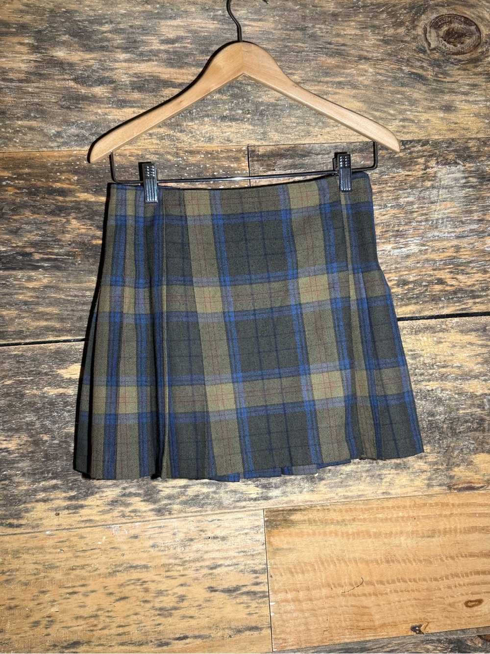American Eagle Pleated Mini Skirt “School Girl “ style , size 0